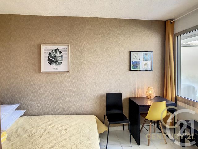 Appartement &agrave; louer - 2 pi&egrave;ces - 33,56 m2 - Juan Les Pins - 06 - PROVENCE-ALPES-COTE-D-AZUR