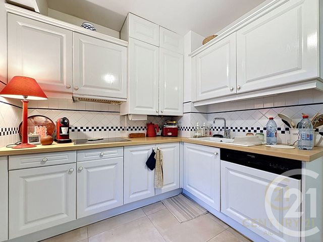 Appartement F3 &agrave; vendre - 3 pi&egrave;ces - 74 m2 - Antibes - 06 - PROVENCE-ALPES-COTE-D-AZUR