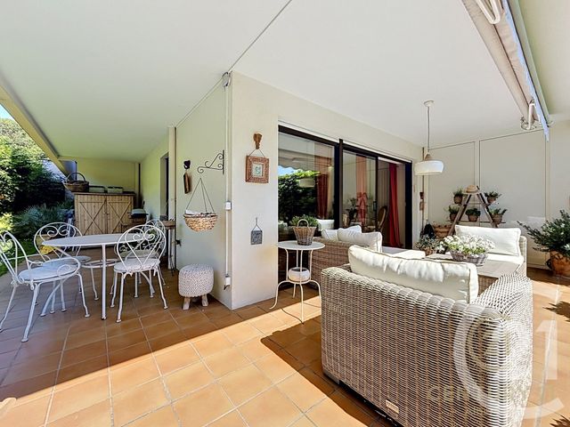 Appartement F3 &agrave; vendre - 3 pi&egrave;ces - 74 m2 - Antibes - 06 - PROVENCE-ALPES-COTE-D-AZUR