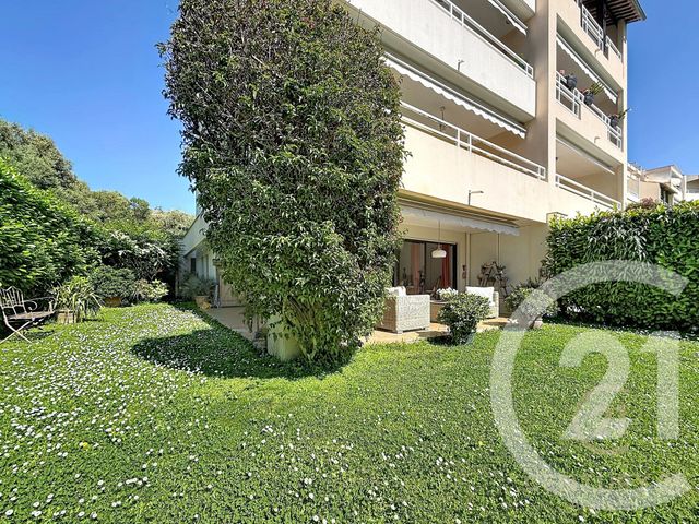Appartement F3 &agrave; vendre - 3 pi&egrave;ces - 74 m2 - Antibes - 06 - PROVENCE-ALPES-COTE-D-AZUR