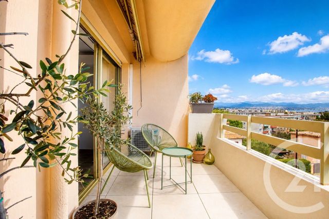 Appartement F2 &agrave; vendre - 2 pi&egrave;ces - 45,03 m2 - Antibes - 06 - PROVENCE-ALPES-COTE-D-AZUR