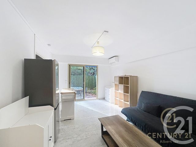 Appartement Studio &agrave; louer - 1 pi&egrave;ce - 27,71 m2 - Antibes - 06 - PROVENCE-ALPES-COTE-D-AZUR