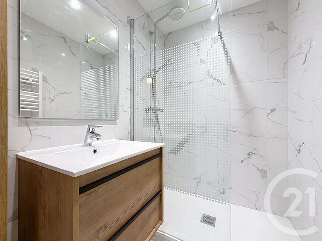 Appartement F2 &agrave; vendre - 2 pi&egrave;ces - 47 m2 - Antibes - 06 - PROVENCE-ALPES-COTE-D-AZUR