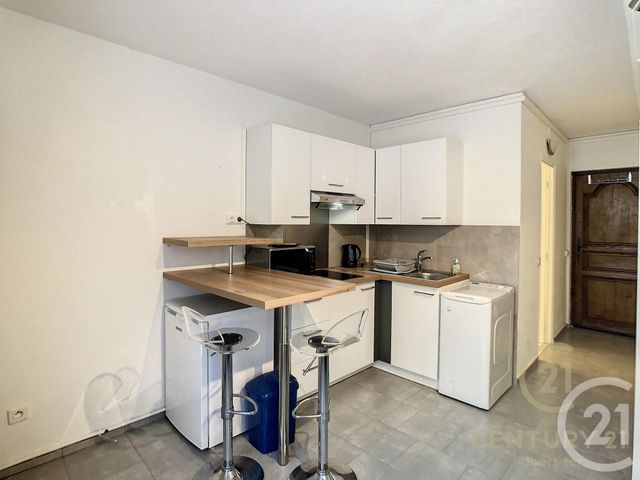 Appartement F1 &agrave; louer - 1 pi&egrave;ce - 18,26 m2 - Juan Les Pins - 06 - PROVENCE-ALPES-COTE-D-AZUR