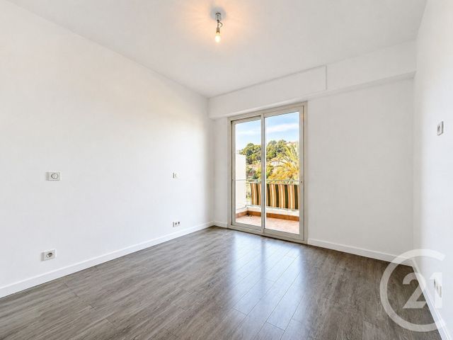 Appartement F3 &agrave; vendre - 3 pi&egrave;ces - 62,13 m2 - Antibes - 06 - PROVENCE-ALPES-COTE-D-AZUR