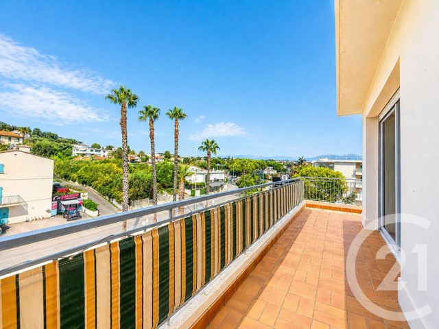 Appartement F3 &agrave; vendre - 3 pi&egrave;ces - 62,13 m2 - Antibes - 06 - PROVENCE-ALPES-COTE-D-AZUR