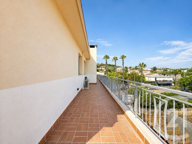 Appartement F3 &agrave; vendre - 3 pi&egrave;ces - 62,13 m2 - Antibes - 06 - PROVENCE-ALPES-COTE-D-AZUR