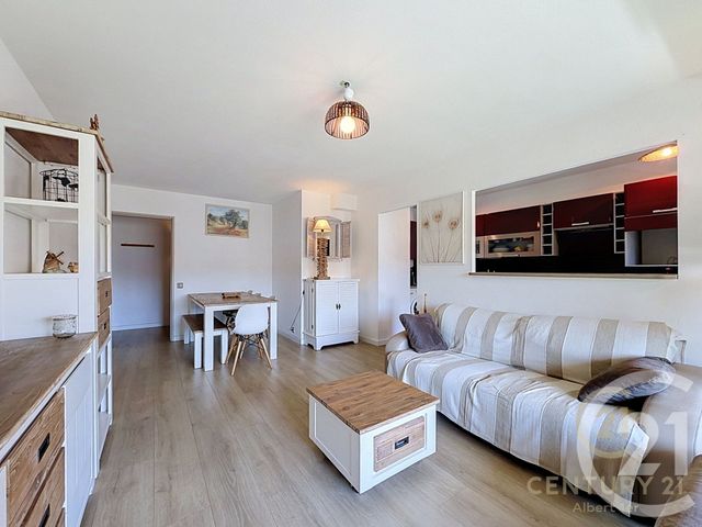 Appartement T3 &agrave; louer - 3 pi&egrave;ces - 56,41 m2 - Vallauris - 06 - PROVENCE-ALPES-COTE-D-AZUR