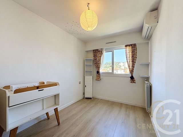 Appartement T3 &agrave; louer - 3 pi&egrave;ces - 56,41 m2 - Vallauris - 06 - PROVENCE-ALPES-COTE-D-AZUR