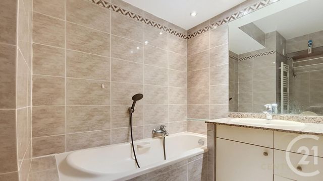 Appartement F1 &agrave; vendre - 1 pi&egrave;ce - 27,96 m2 - Juan Les Pins - 06 - PROVENCE-ALPES-COTE-D-AZUR