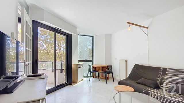 Appartement F1 &agrave; vendre - 1 pi&egrave;ce - 27,96 m2 - Juan Les Pins - 06 - PROVENCE-ALPES-COTE-D-AZUR