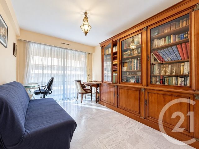 Appartement F3 &agrave; vendre - 3 pi&egrave;ces - 73,58 m2 - Antibes - 06 - PROVENCE-ALPES-COTE-D-AZUR