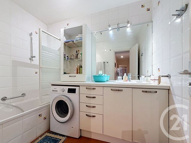 Appartement F3 &agrave; vendre - 3 pi&egrave;ces - 73,58 m2 - Antibes - 06 - PROVENCE-ALPES-COTE-D-AZUR