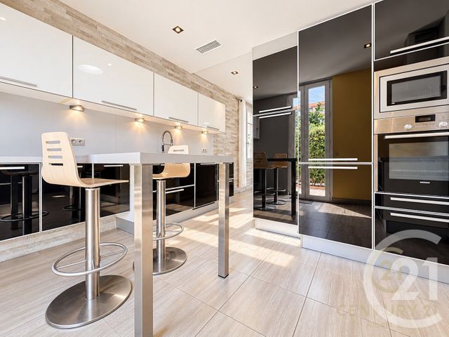 Maison &agrave; vendre - 6 pi&egrave;ces - 160 m2 - Antibes - 06 - PROVENCE-ALPES-COTE-D-AZUR
