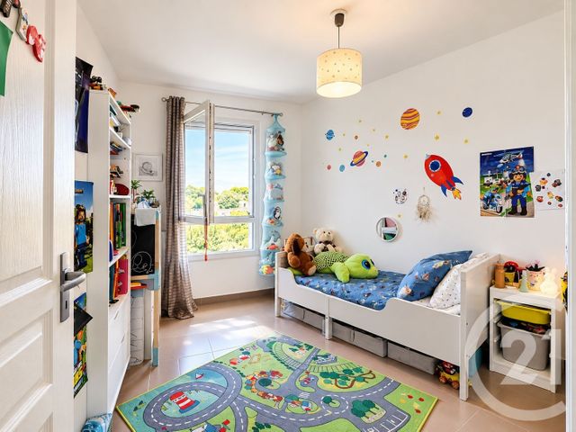 Appartement F3 &agrave; vendre - 3 pi&egrave;ces - 64,70 m2 - Antibes - 06 - PROVENCE-ALPES-COTE-D-AZUR