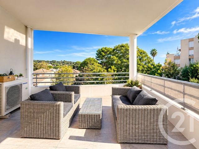 Appartement 3 pièces 65 m² · à Antibes · 64,7 m² · 435 000 €