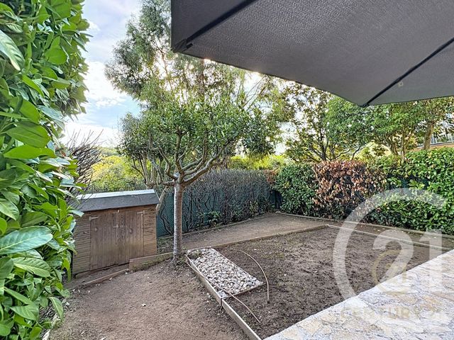 Appartement T2 &agrave; louer - 2 pi&egrave;ces - 55,34 m2 - Antibes - 06 - PROVENCE-ALPES-COTE-D-AZUR