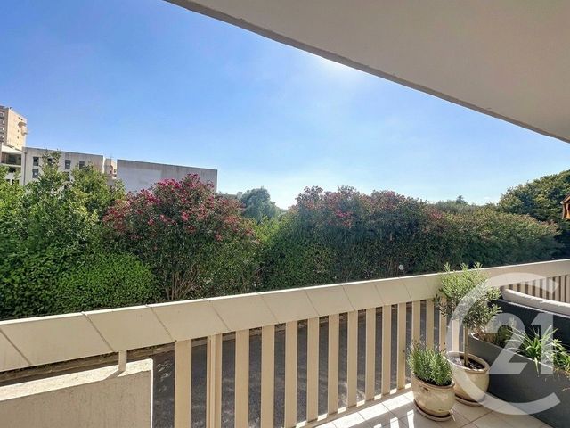 Appartement T4 &agrave; louer - 4 pi&egrave;ces - 64,49 m2 - Antibes - 06 - PROVENCE-ALPES-COTE-D-AZUR