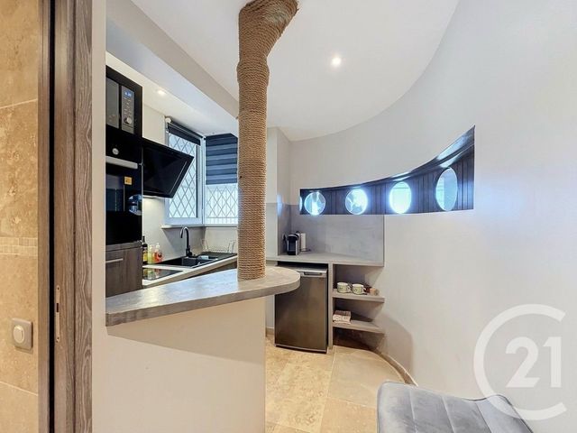 Appartement Studio &agrave; louer - 1 pi&egrave;ce - 19,02 m2 - Juan Les Pins - 06 - PROVENCE-ALPES-COTE-D-AZUR