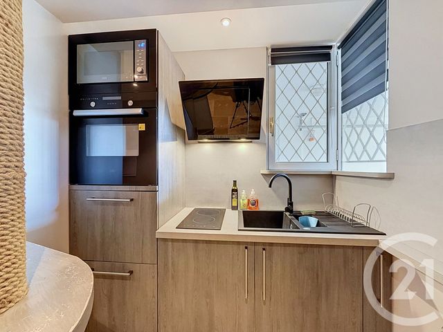 Appartement Studio &agrave; louer - 1 pi&egrave;ce - 19,02 m2 - Juan Les Pins - 06 - PROVENCE-ALPES-COTE-D-AZUR