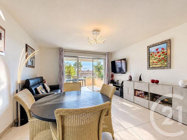 Appartement F3 &agrave; vendre - 3 pi&egrave;ces - 63,44 m2 - Antibes - 06 - PROVENCE-ALPES-COTE-D-AZUR