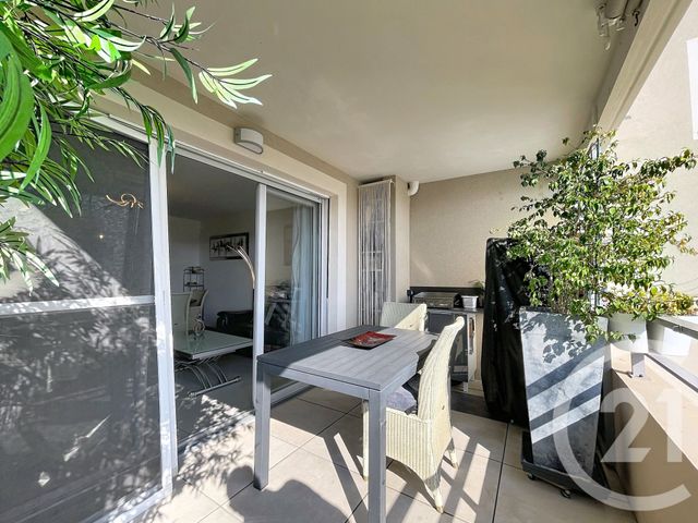 Appartement F3 &agrave; vendre - 3 pi&egrave;ces - 63,44 m2 - Antibes - 06 - PROVENCE-ALPES-COTE-D-AZUR