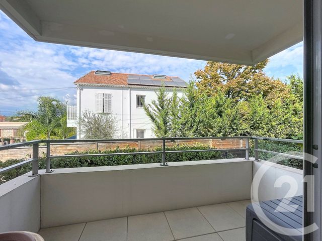 Appartement F3 &agrave; vendre - 3 pi&egrave;ces - 63,44 m2 - Antibes - 06 - PROVENCE-ALPES-COTE-D-AZUR