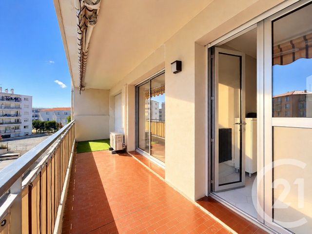 Appartement F3 &agrave; vendre - 3 pi&egrave;ces - 75,02 m2 - Antibes - 06 - PROVENCE-ALPES-COTE-D-AZUR