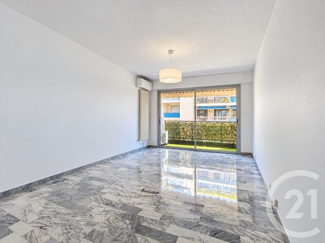Appartement F3 &agrave; vendre - 3 pi&egrave;ces - 75,02 m2 - Antibes - 06 - PROVENCE-ALPES-COTE-D-AZUR