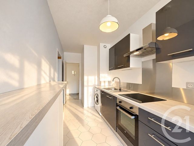 Appartement F3 &agrave; vendre - 3 pi&egrave;ces - 75,02 m2 - Antibes - 06 - PROVENCE-ALPES-COTE-D-AZUR