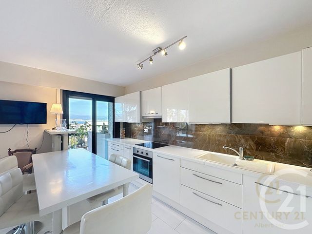 Appartement F2 &agrave; louer - 2 pi&egrave;ces - 46,18 m2 - Antibes - 06 - PROVENCE-ALPES-COTE-D-AZUR