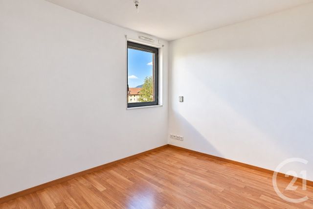 Appartement T3 &agrave; vendre - 3 pi&egrave;ces - 71,62 m2 - St Julien En Genevois - 74 - RHONE-ALPES