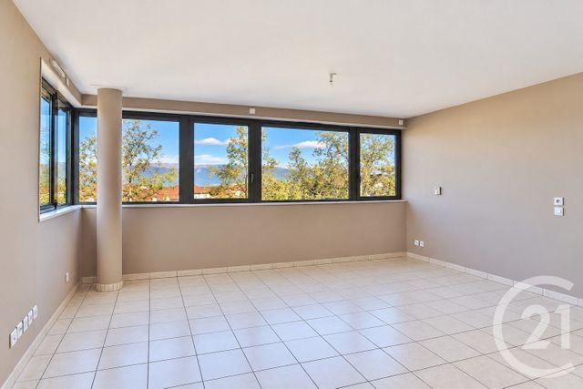 Appartement T3 &agrave; vendre - 3 pi&egrave;ces - 71,62 m2 - St Julien En Genevois - 74 - RHONE-ALPES