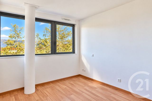 Appartement T3 &agrave; vendre - 3 pi&egrave;ces - 71,62 m2 - St Julien En Genevois - 74 - RHONE-ALPES