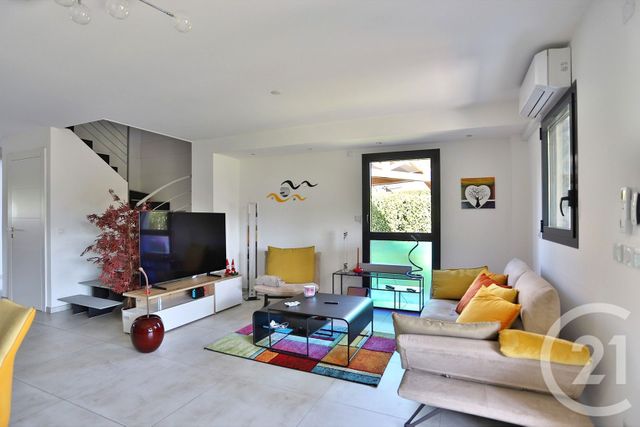 Appartement T5 à vendre - 5 pièces - 129,28 m2 - St Julien En Genevois - 74 - RHONE-ALPES