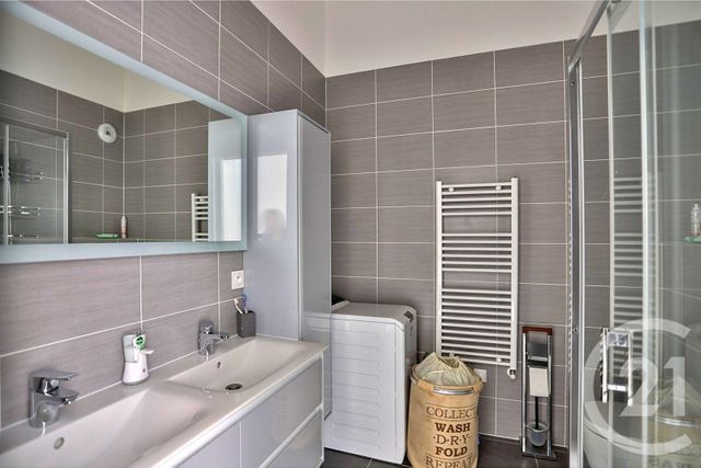 Appartement T5 à vendre - 5 pièces - 129,28 m2 - St Julien En Genevois - 74 - RHONE-ALPES