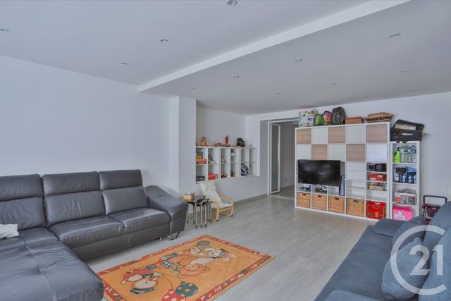 Maison &agrave; vendre - 8 pi&egrave;ces - 171,55 m2 - St Julien En Genevois - 74 - RHONE-ALPES