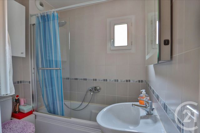 Maison &agrave; vendre - 8 pi&egrave;ces - 171,55 m2 - St Julien En Genevois - 74 - RHONE-ALPES