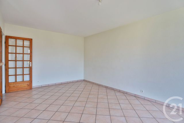 Appartement T3 &agrave; vendre - 3 pi&egrave;ces - 67,20 m2 - St Julien En Genevois - 74 - RHONE-ALPES