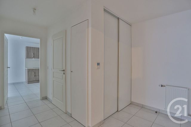 Appartement T3 &agrave; vendre - 3 pi&egrave;ces - 61,26 m2 - St Julien En Genevois - 74 - RHONE-ALPES