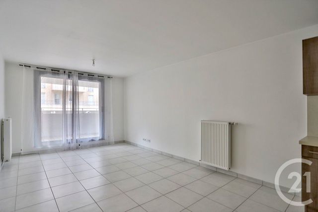 Appartement T3 &agrave; vendre - 3 pi&egrave;ces - 61,26 m2 - St Julien En Genevois - 74 - RHONE-ALPES