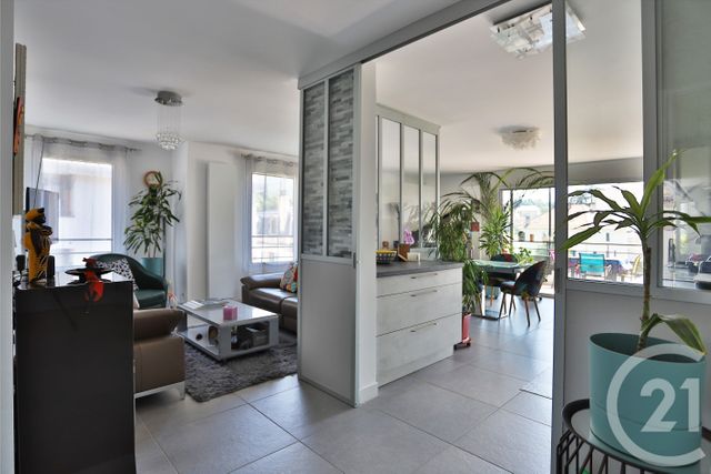 Appartement T3 &agrave; vendre - 3 pi&egrave;ces - 82,43 m2 - Collonges Sous Saleve - 74 - RHONE-ALPES