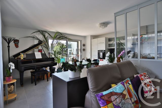 Appartement T3 &agrave; vendre - 3 pi&egrave;ces - 82,43 m2 - Collonges Sous Saleve - 74 - RHONE-ALPES