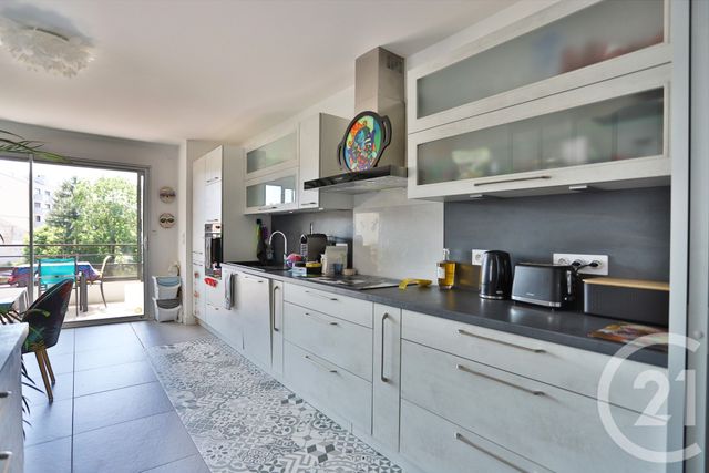Appartement T3 &agrave; vendre - 3 pi&egrave;ces - 82,43 m2 - Collonges Sous Saleve - 74 - RHONE-ALPES