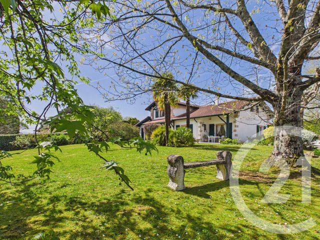 Maison &agrave; vendre - 7 pi&egrave;ces - 177 m2 - Villefranque - 64 - AQUITAINE