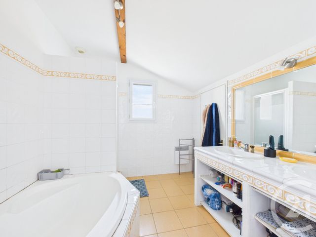 Maison à vendre - 4 pièces - 110,79 m2 - Jatxou - 64 - AQUITAINE