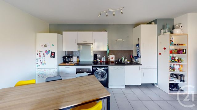 Appartement T3 à vendre - 3 pièces - 64 m2 - Ustaritz - 64 - AQUITAINE