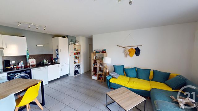 Appartement T3 à vendre - 3 pièces - 64 m2 - Ustaritz - 64 - AQUITAINE