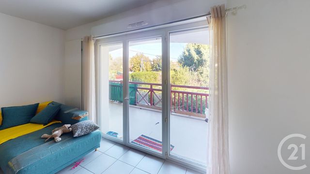 Appartement T3 à vendre - 3 pièces - 64 m2 - Ustaritz - 64 - AQUITAINE