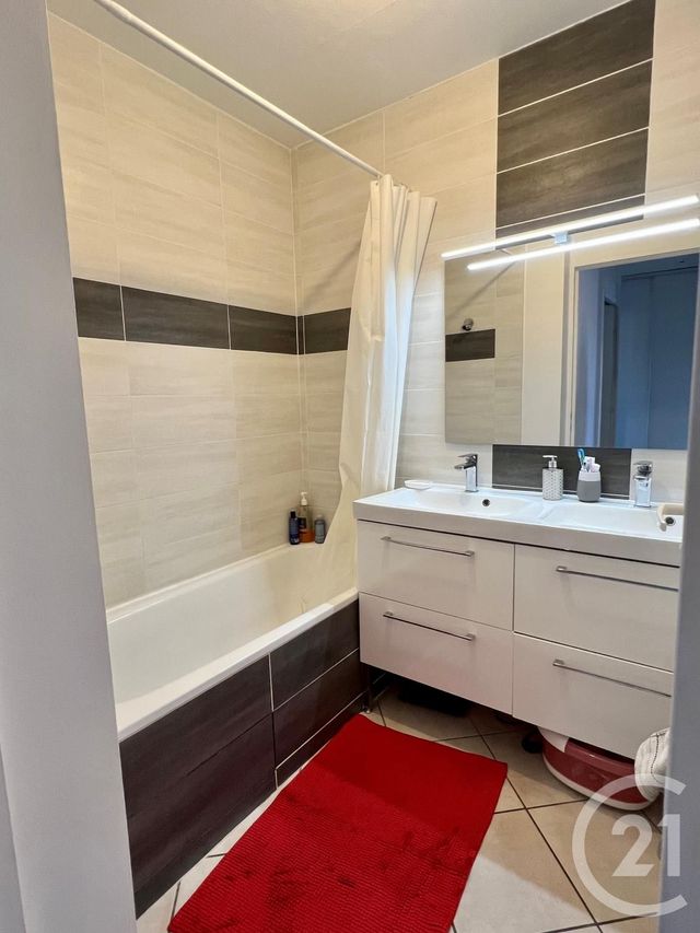 Appartement T3 &agrave; louer - 3 pi&egrave;ces - 71,37 m2 - Anglet - 64 - AQUITAINE